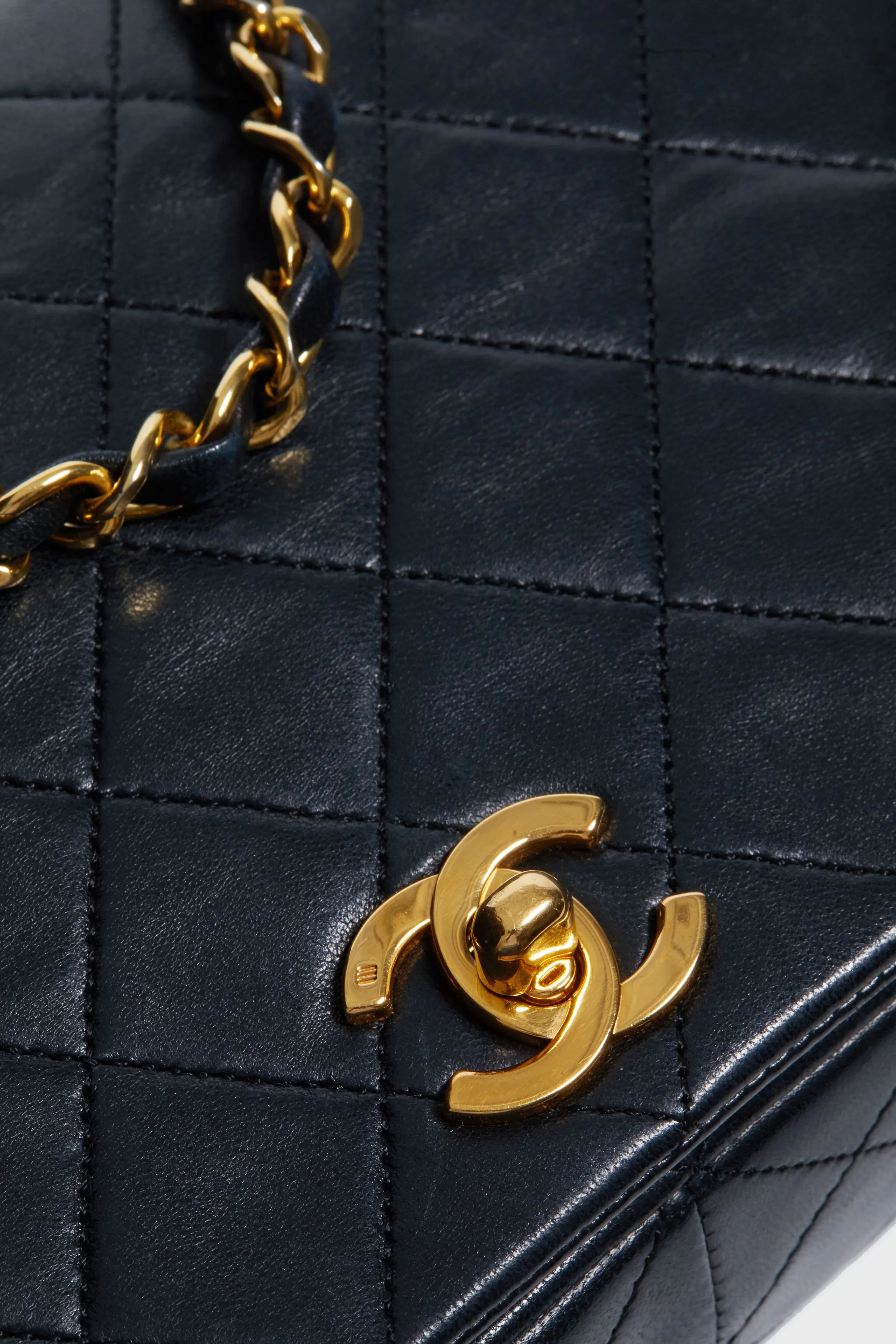 CHANEL Black Quilted Lambskin Single Flap