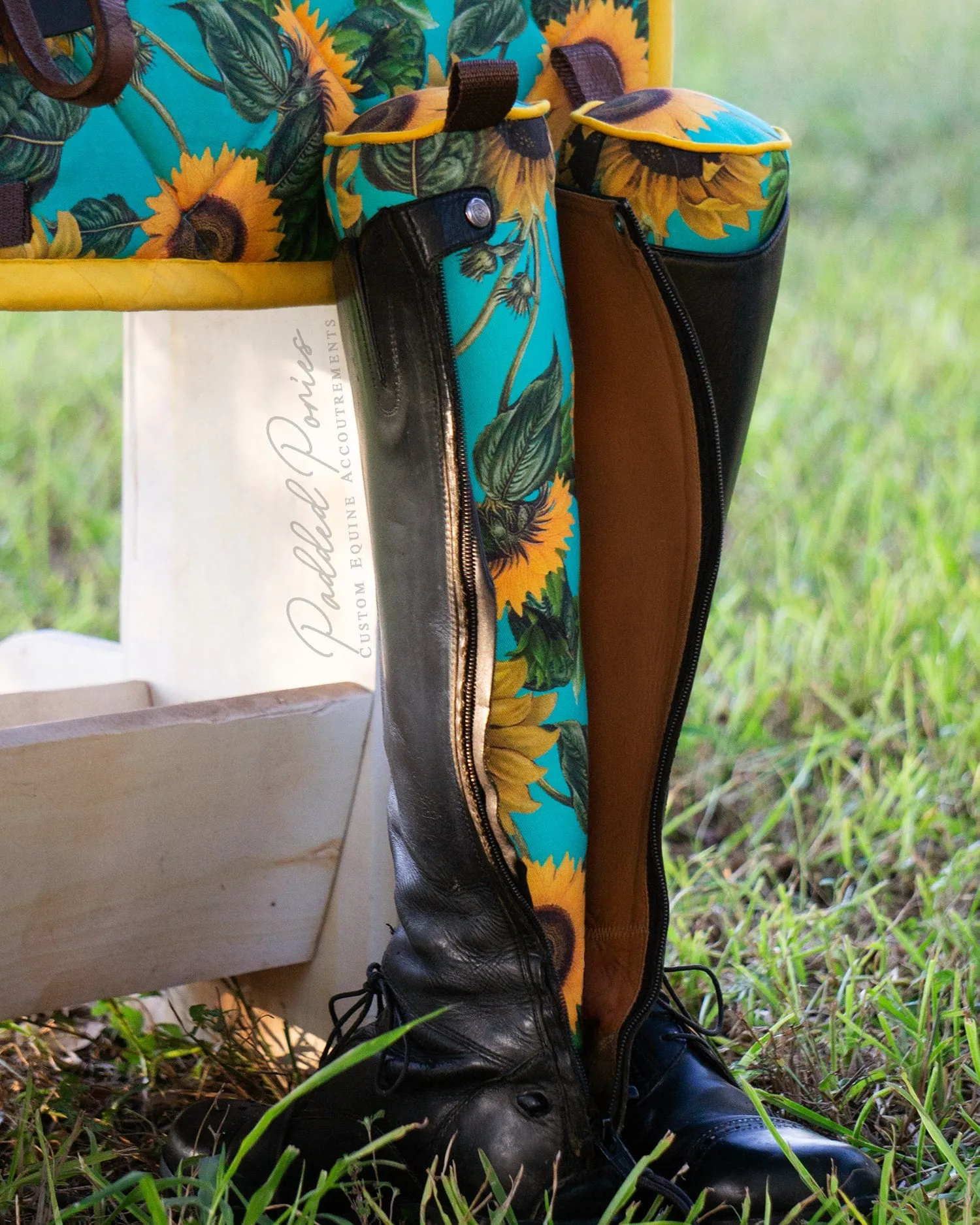 Custom Turquoise Sunflowers English Boot Trees