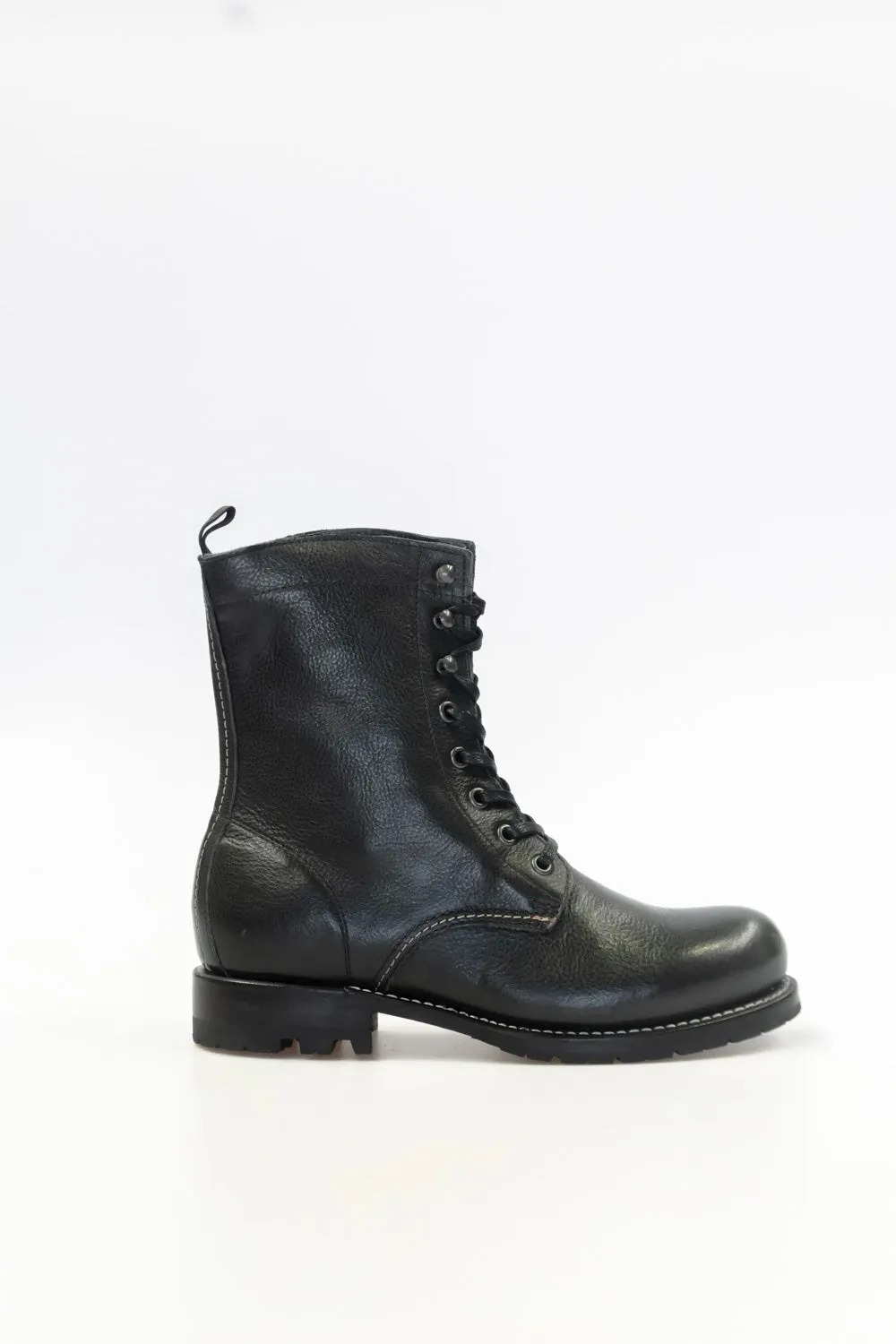 Estrada - Black Leather Boots