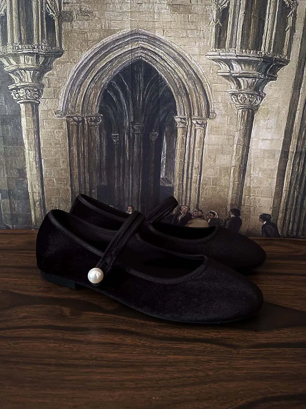 Historically Inspired Renaissance Style Velvet Slipper Flats in Gothic Black