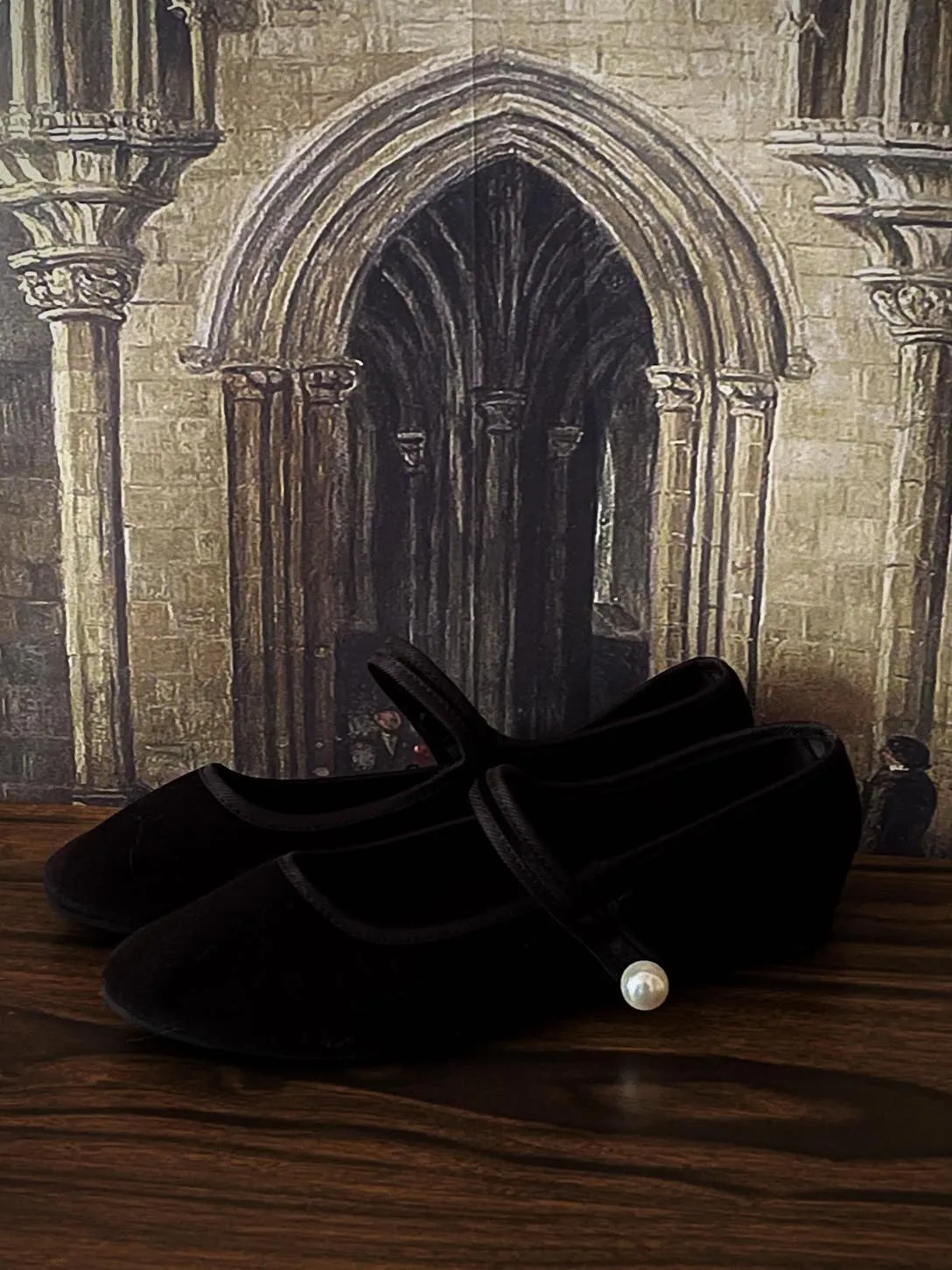 Historically Inspired Renaissance Style Velvet Slipper Flats in Gothic Black