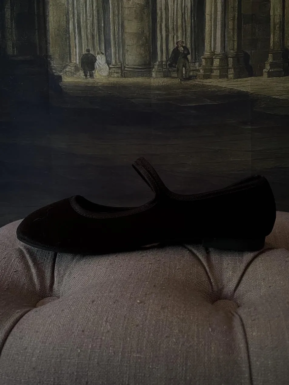 Historically Inspired Renaissance Style Velvet Slipper Flats in Gothic Black