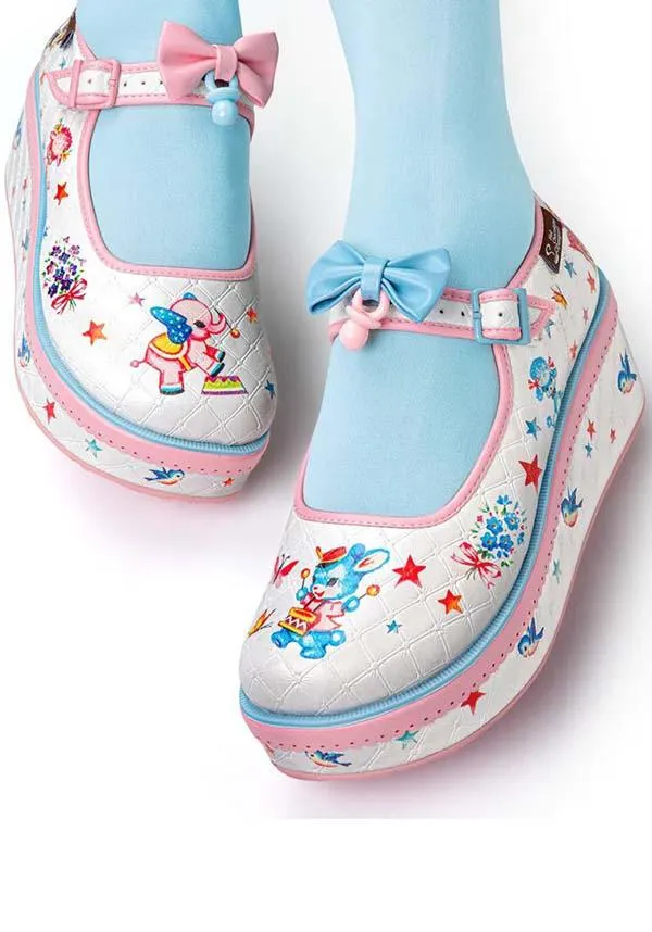 Kitschy Blanket | PLATFORMS*