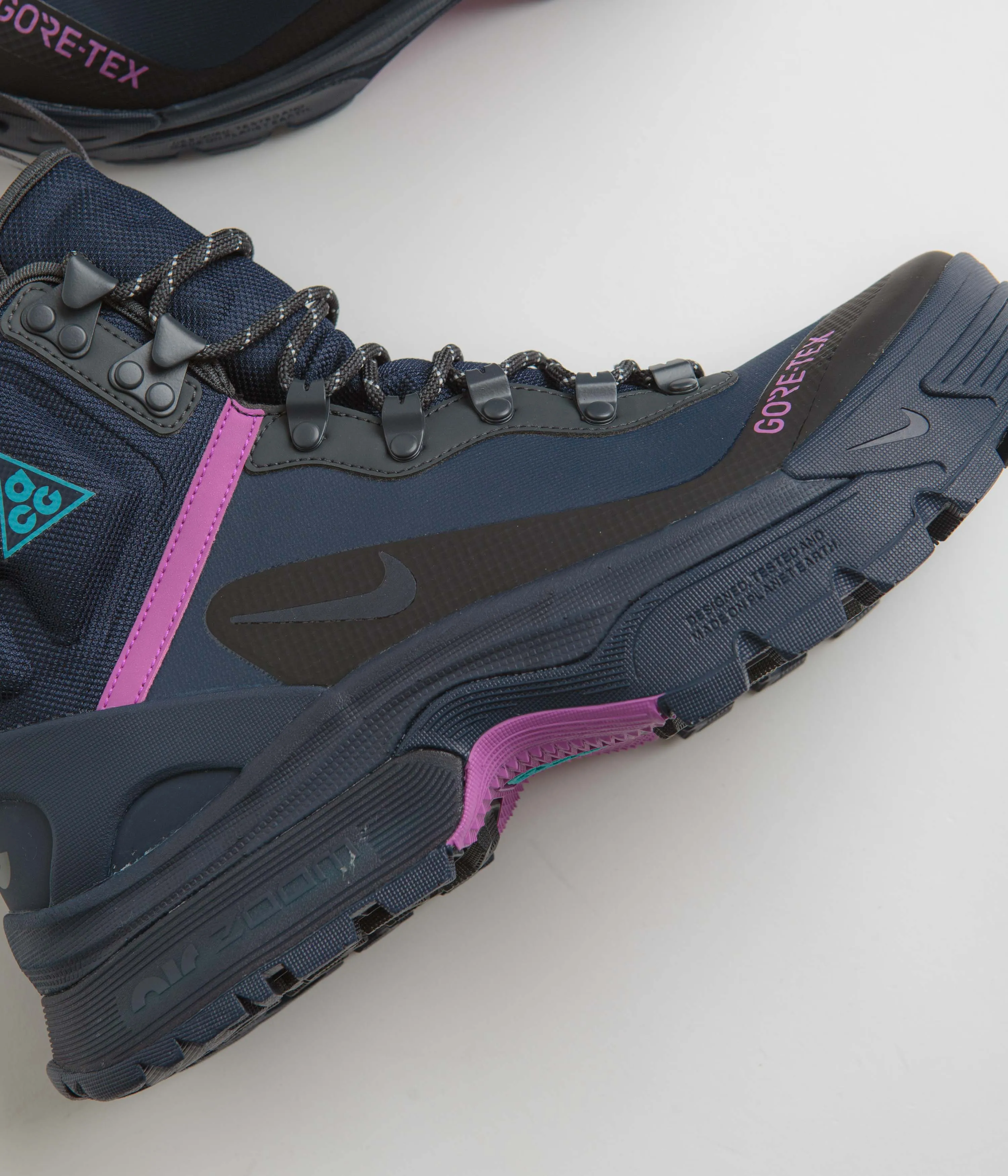 Nike ACG Gaiadome Gore-Tex Shoes - Obsidian / Teal Nebula - Anthracite