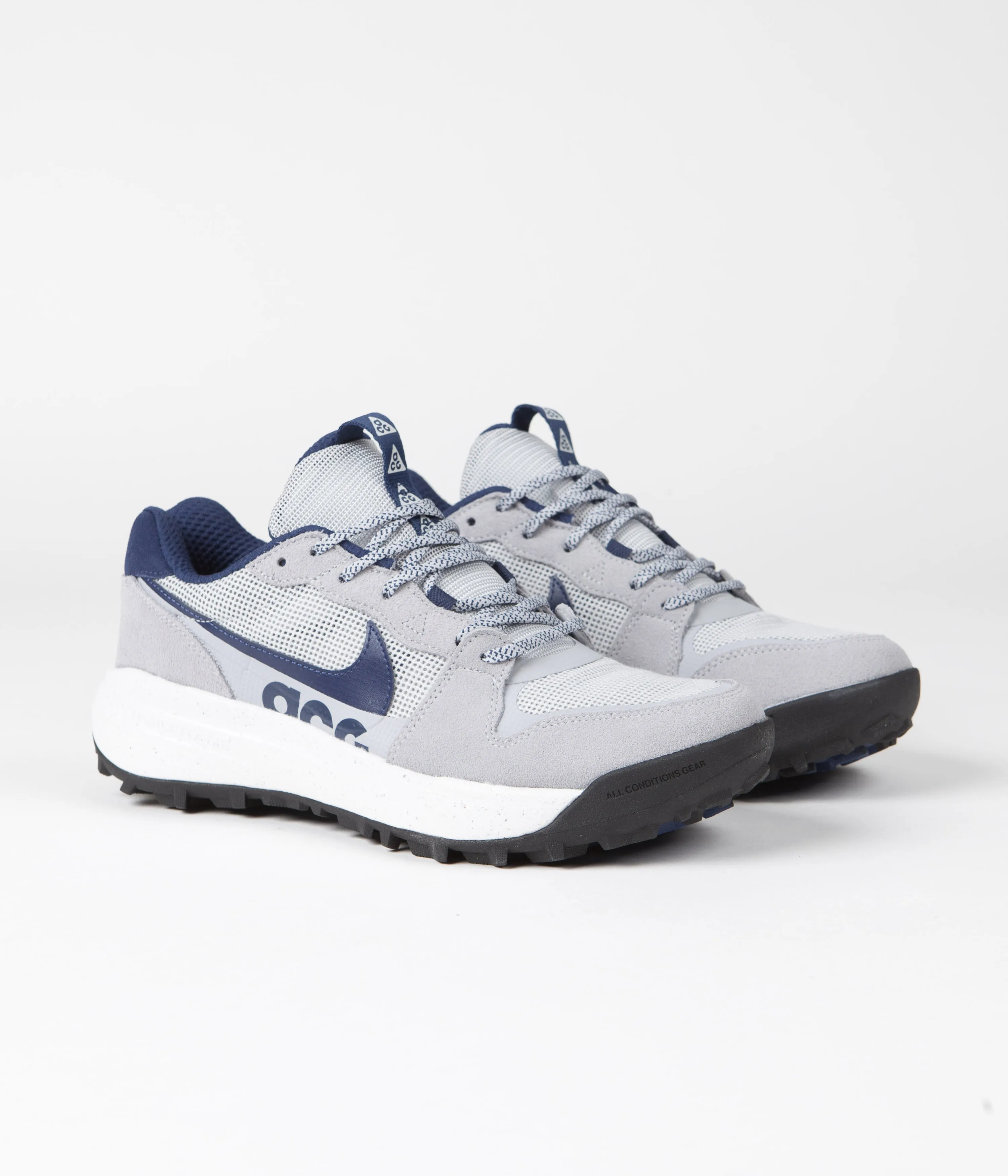 Nike ACG Lowcate Shoes - Wolf Grey / Navy - Grey Fog - Summit White