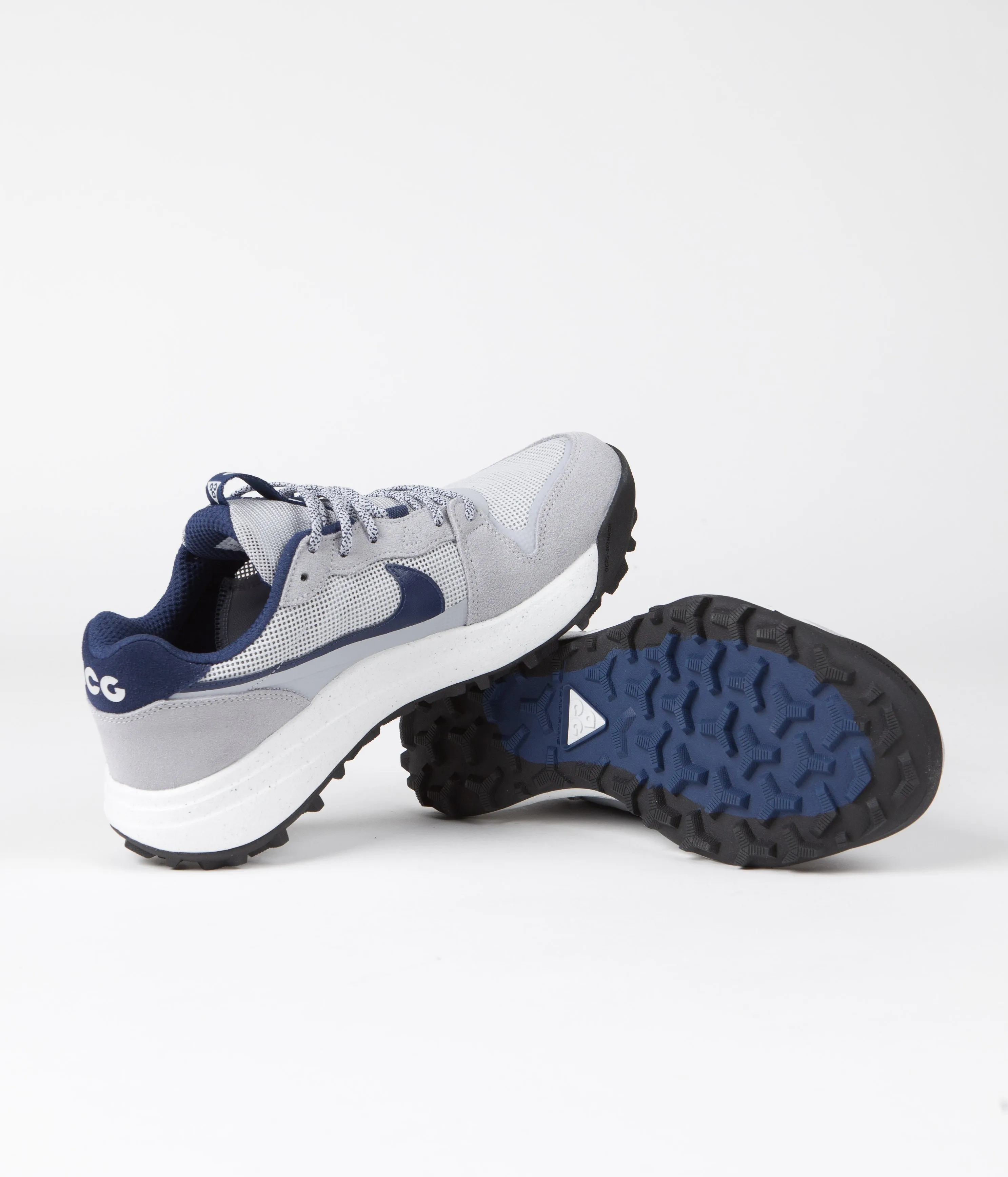 Nike ACG Lowcate Shoes - Wolf Grey / Navy - Grey Fog - Summit White