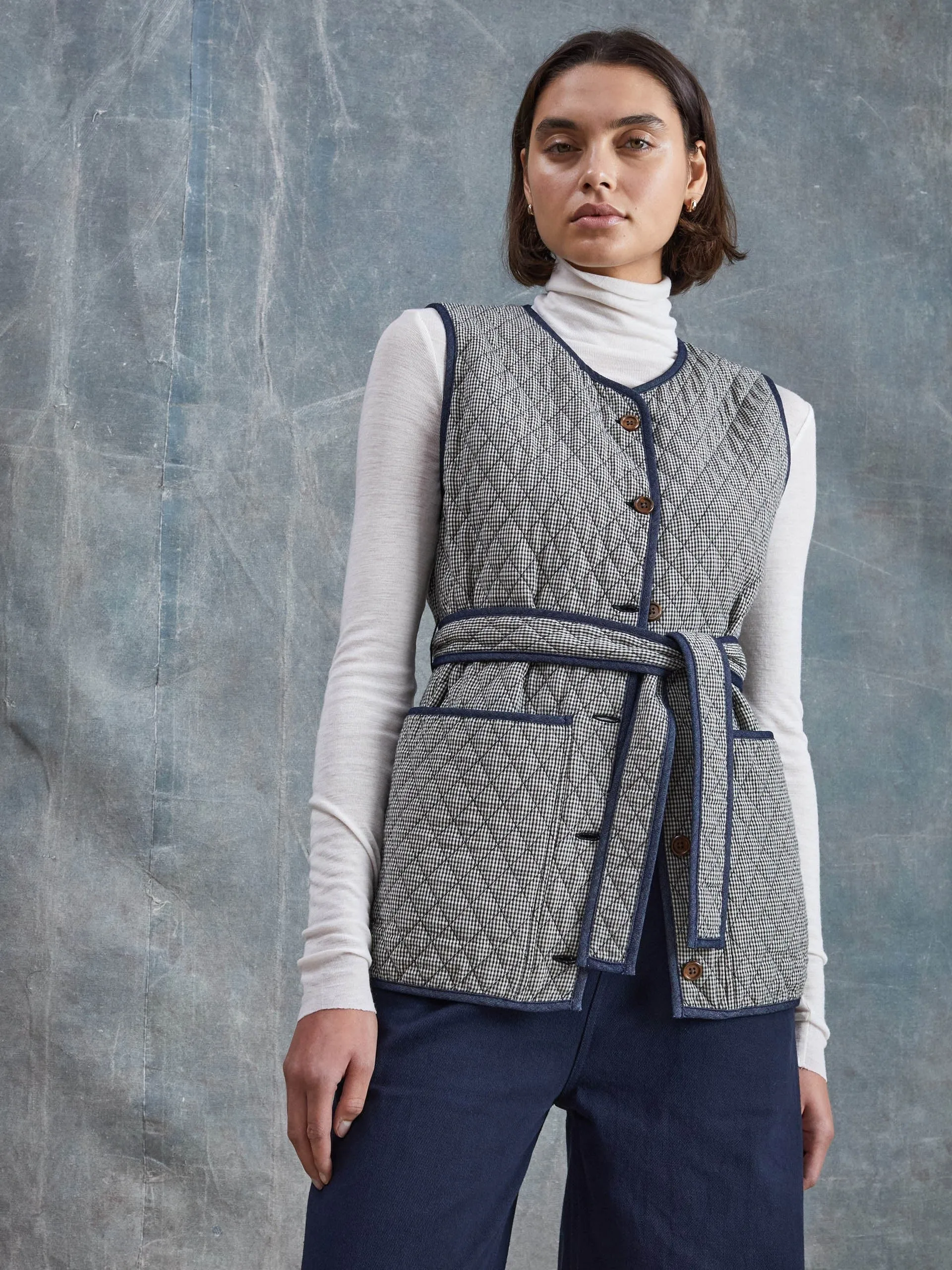 Polly check quilted gilet