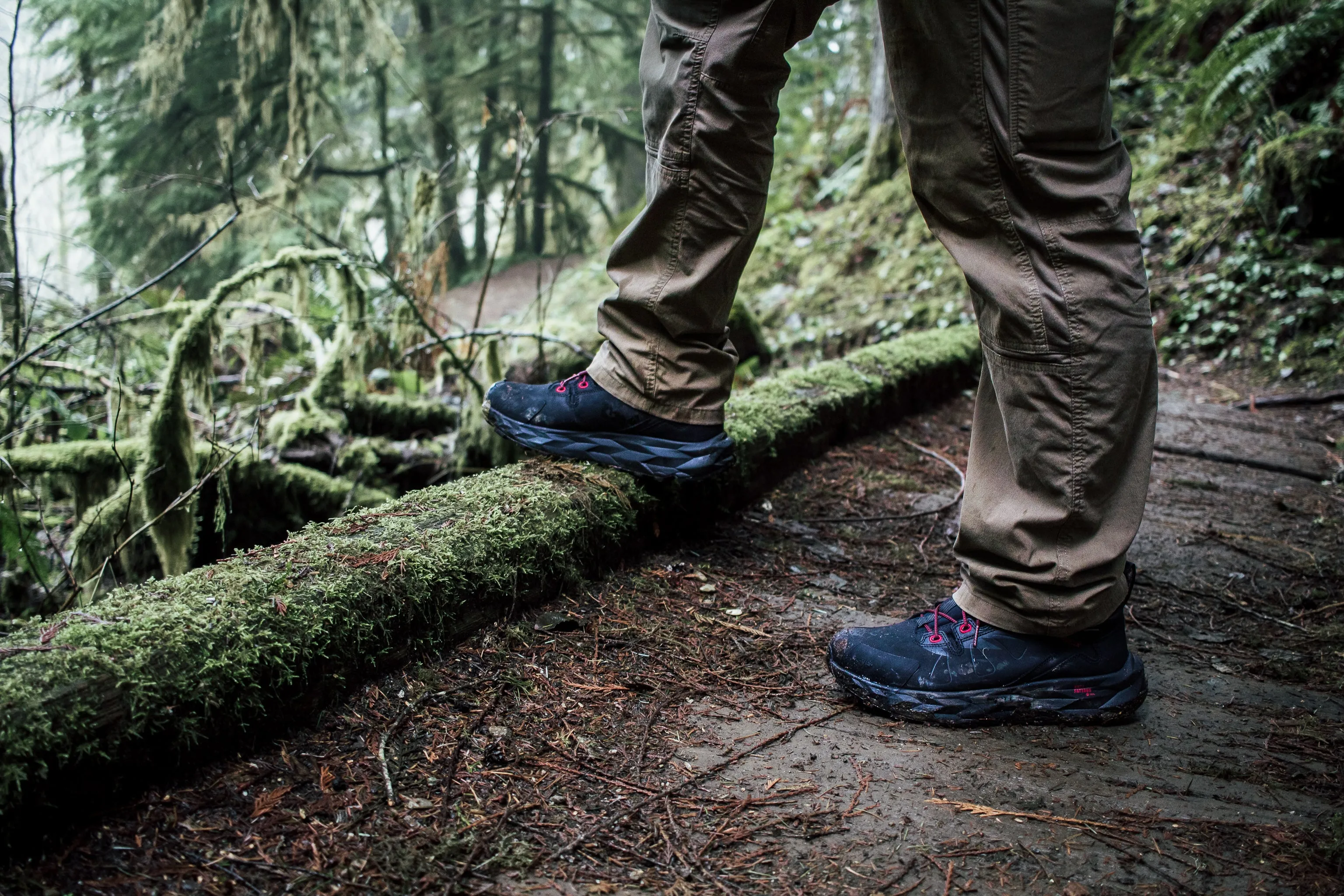 ROCKROOSTER Farmington Black 6 Inch Waterproof Hiking Boots with VIBRAM® Outsole  OC21034