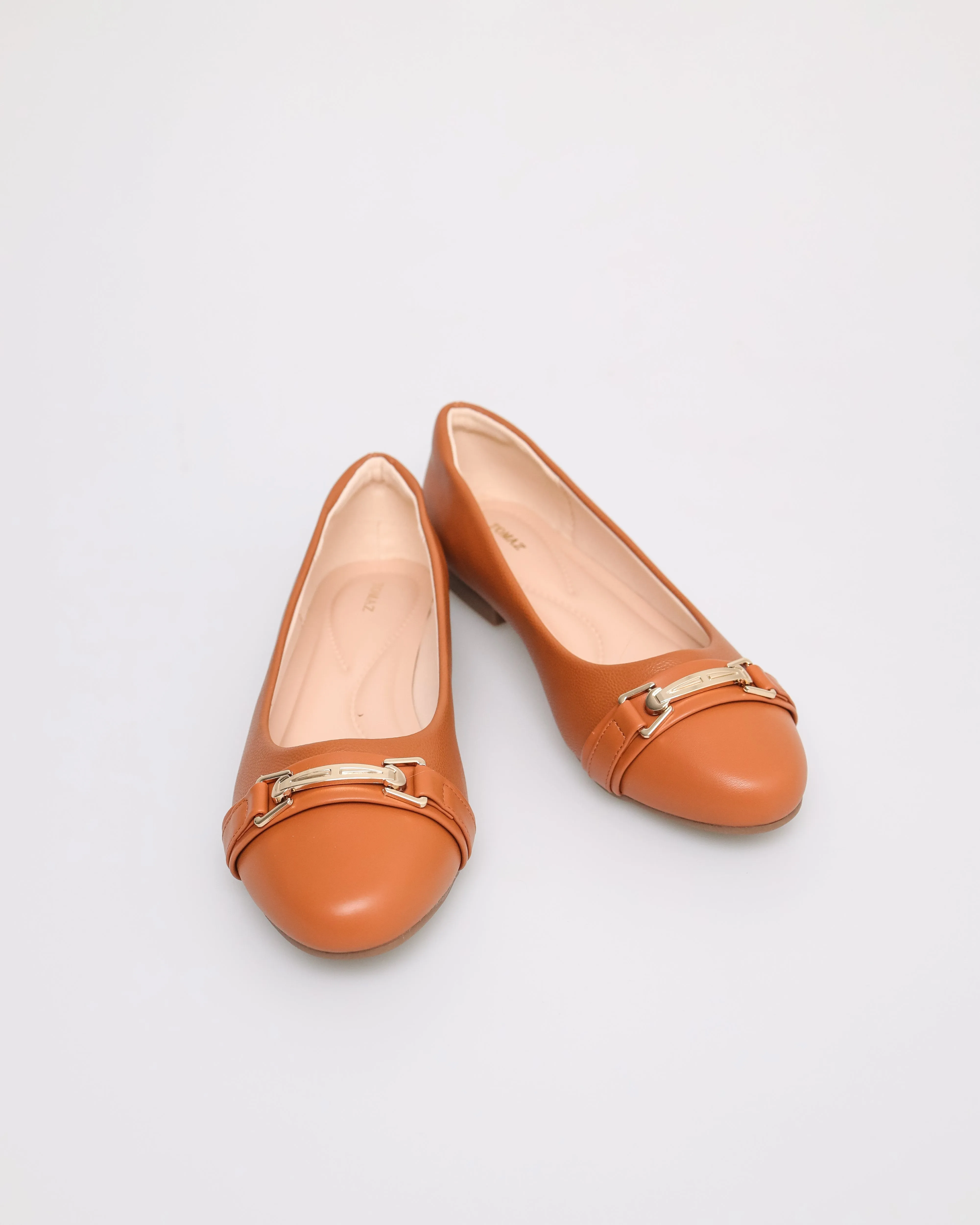 Tomaz NN254 Ladies Golden Buckle Flats (Camel)