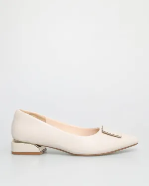 Tomaz NN323 Ladies Square Emblem Flats (Cream)